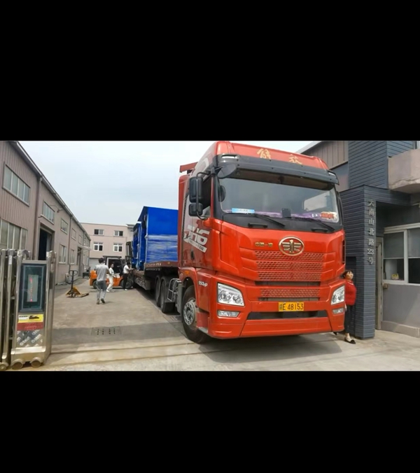 中國(guó)-大灣區(qū)-沿海一線 無(wú)人值守微信掃碼洗車(chē)設(shè)備發(fā)貨了